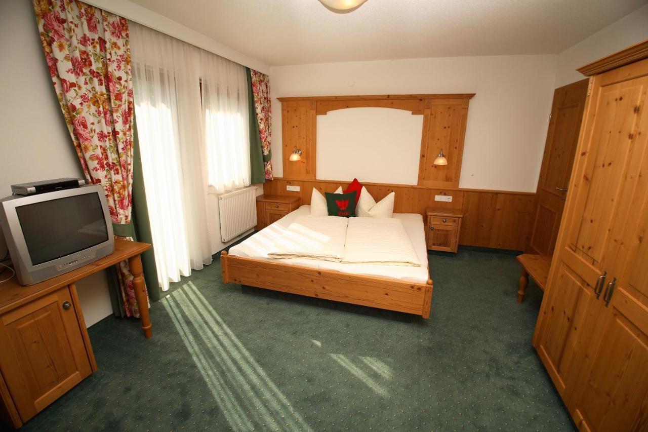 Ferienhof Lackner Ried im Zillertal Habitación foto